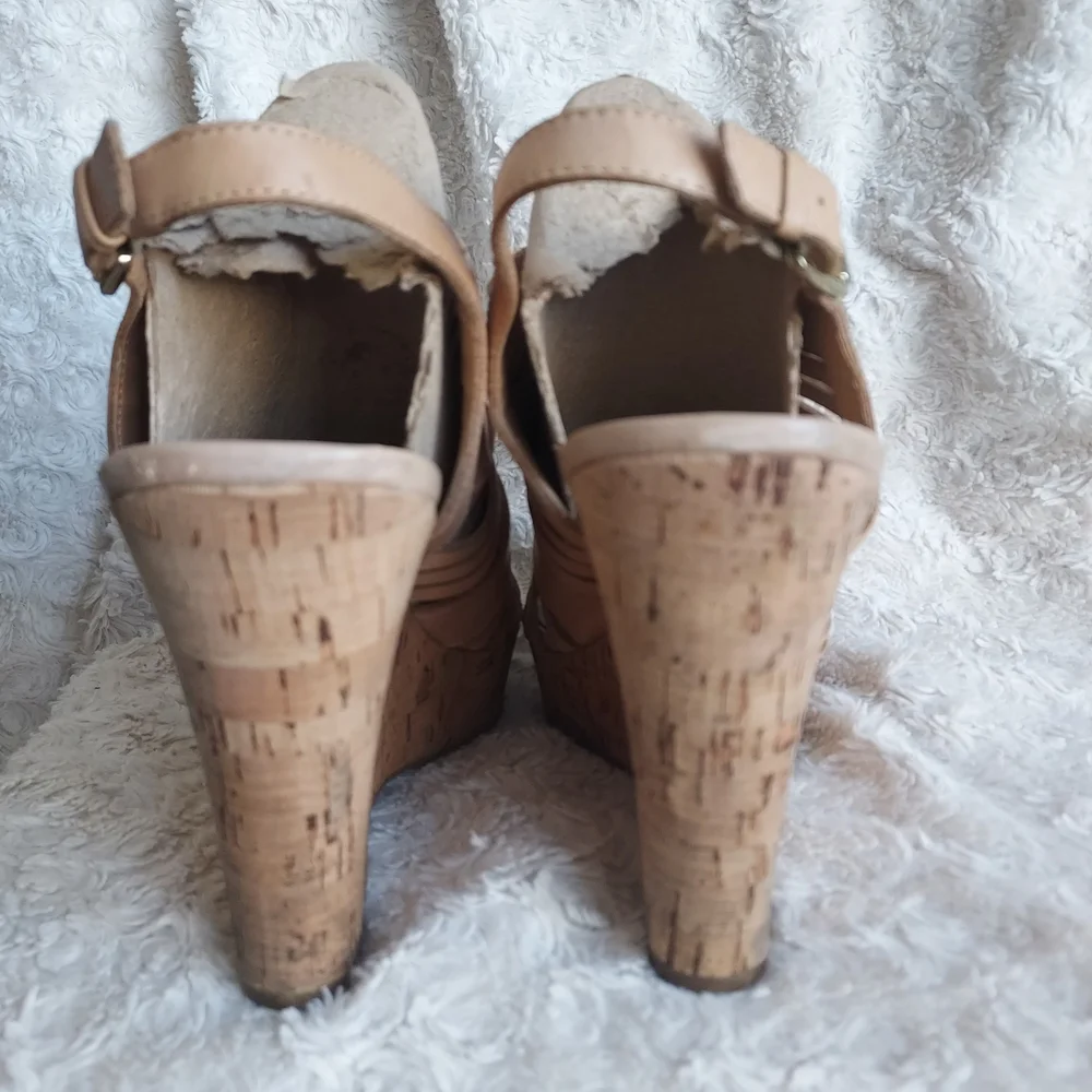 Franco Sarto Strappy Leather Tan Cork Wedge Sandals 9.5 Summer Beach Boho